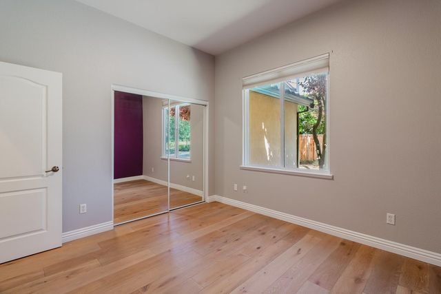 216 Tail Race Ct, Roseville, CA 95747