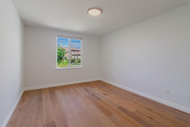 216 Tail Race Ct, Roseville, CA 95747