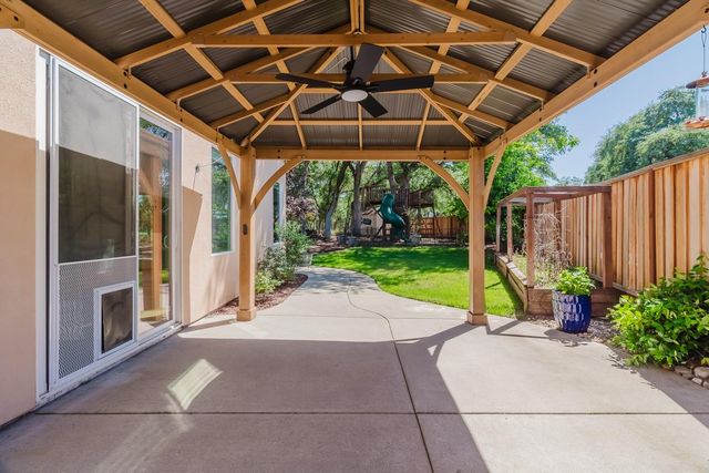 216 Tail Race Ct, Roseville, CA 95747