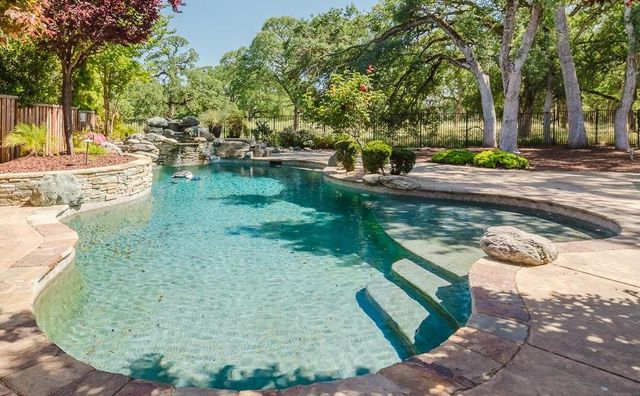 216 Tail Race Ct, Roseville, CA 95747