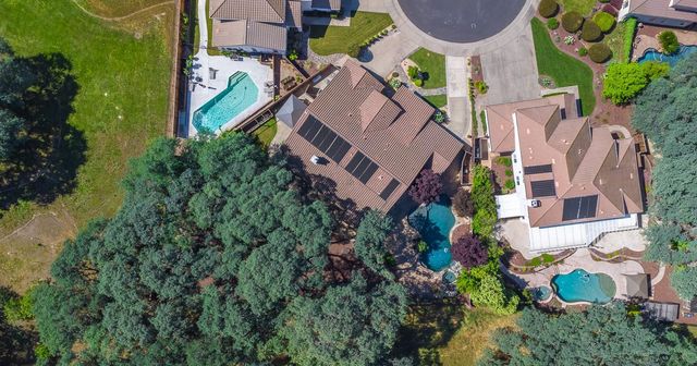 216 Tail Race Ct, Roseville, CA 95747