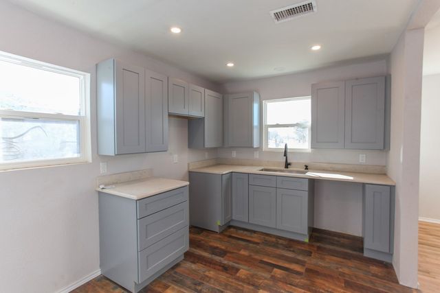 803 Rosemont Dr, Big Spring, TX 79720