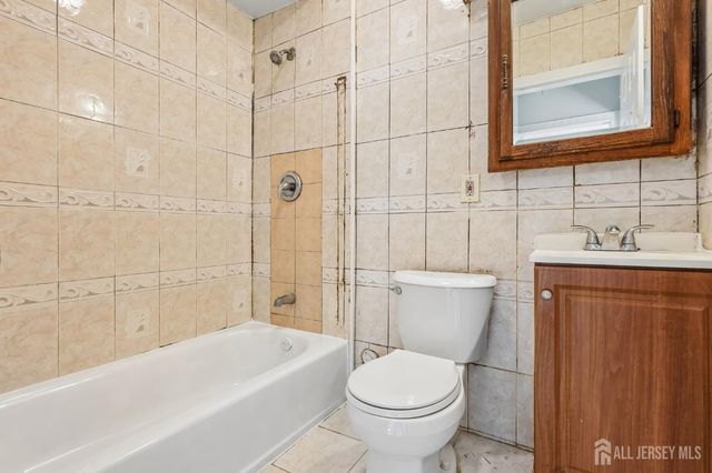 219 Seaman Street, New Brunswick, NJ 08901