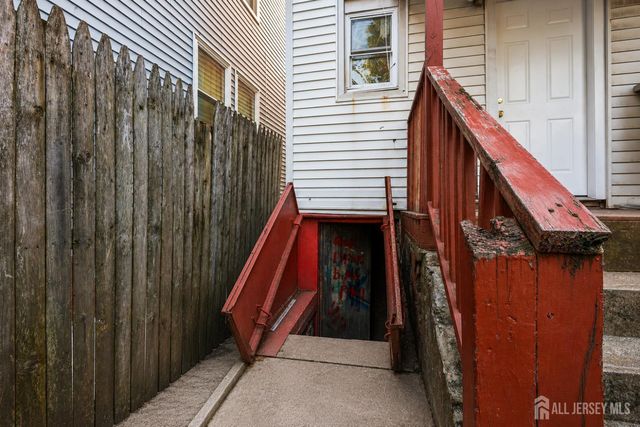 219 Seaman Street, New Brunswick, NJ 08901