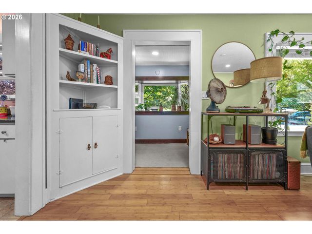1507 N WATTS St, Portland, OR 97217