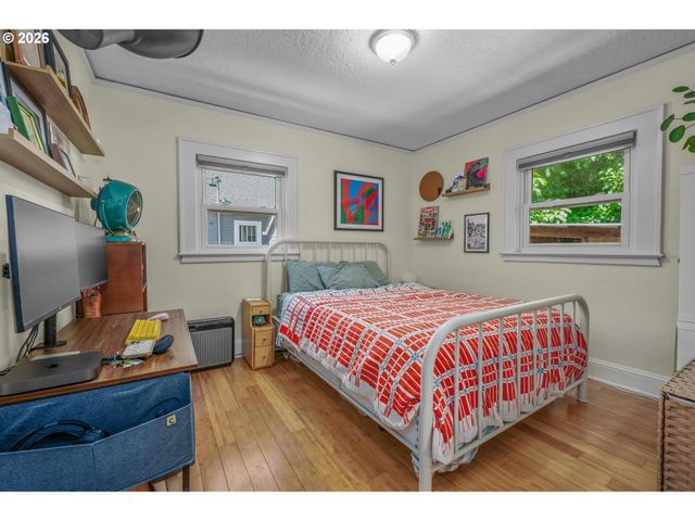 1507 N WATTS St, Portland, OR 97217
