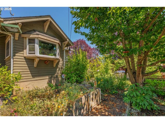 1507 N WATTS St, Portland, OR 97217