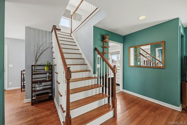 30 Glenmere Avenue, Florida, NY 10921