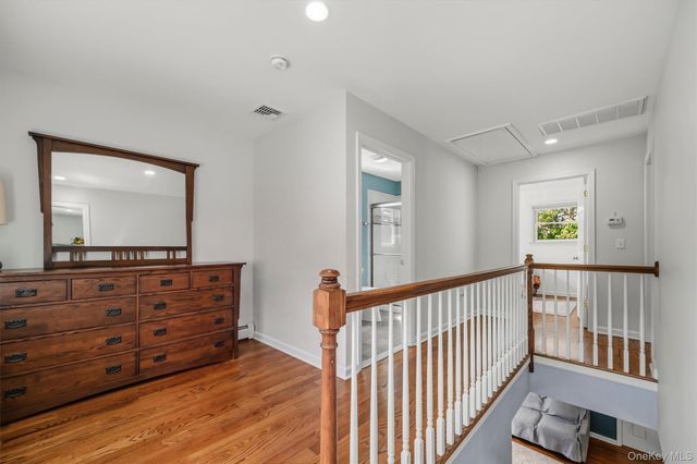 30 Glenmere Avenue, Florida, NY 10921