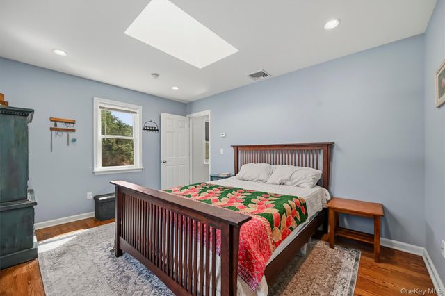 30 Glenmere Avenue, Florida, NY 10921
