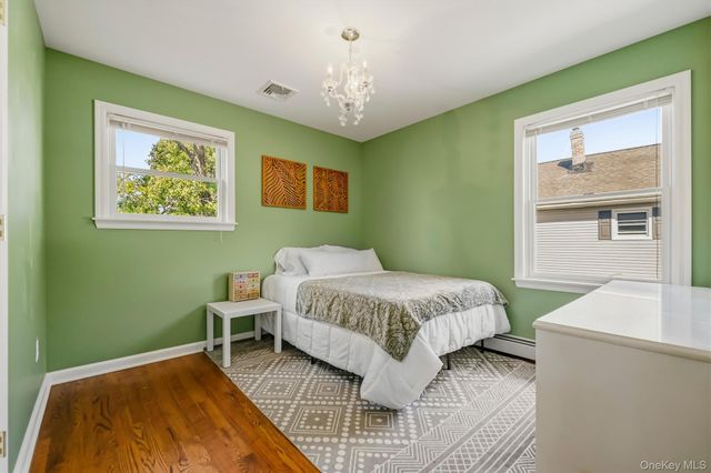 30 Glenmere Avenue, Florida, NY 10921