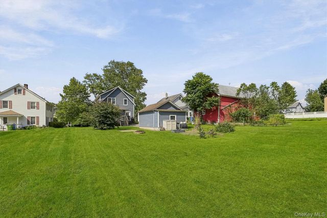 30 Glenmere Avenue, Florida, NY 10921