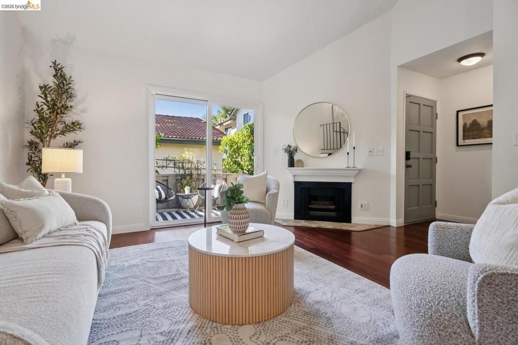 Image 5 of property listing at 3171 Payne AVE APT 56, San Jose, CA 95117