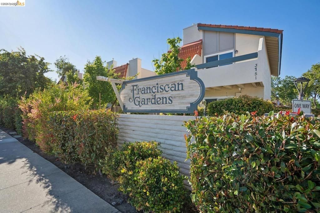 Image 50 of property listing at 3171 Payne AVE APT 56, San Jose, CA 95117