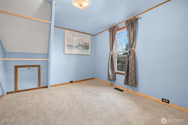 218 Evergreen Street, Mount Vernon, WA 98273
