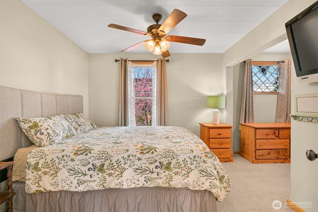 218 Evergreen Street, Mount Vernon, WA 98273