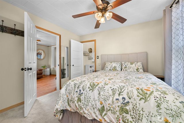 218 Evergreen Street, Mount Vernon, WA 98273