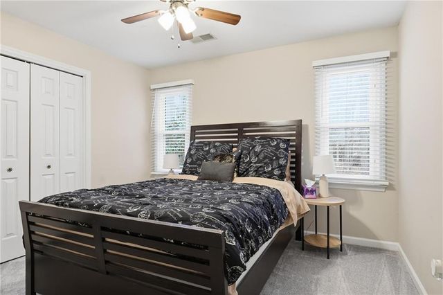 511 Deer Run Way, Woodstock, GA 30189