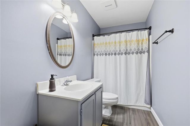 511 Deer Run Way, Woodstock, GA 30189