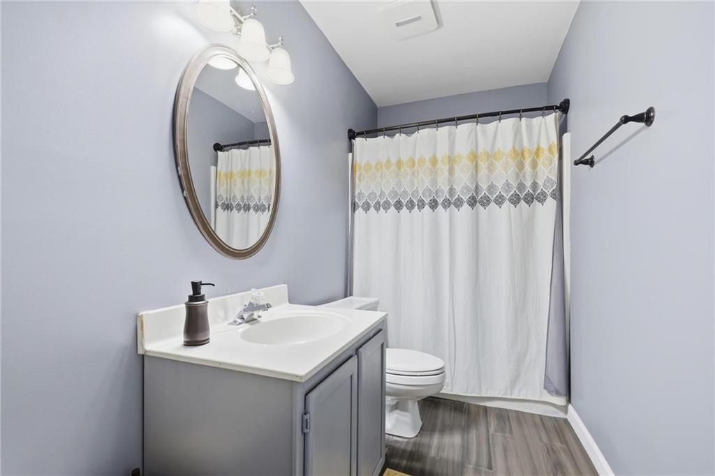 Image 26 of property listing at 511 Deer Run Way, Woodstock, GA 30189