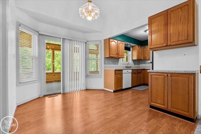 93 Brown City Road, Imlay City, MI 48444