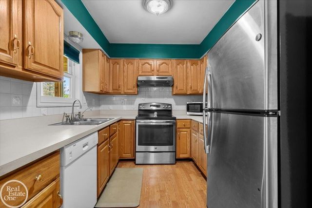 93 Brown City Road, Imlay City, MI 48444