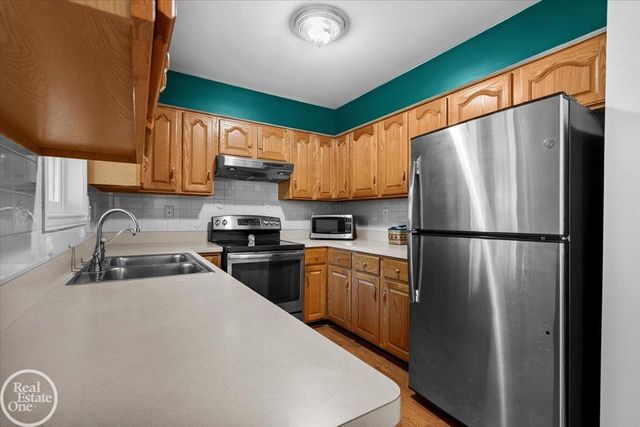 93 Brown City Road, Imlay City, MI 48444