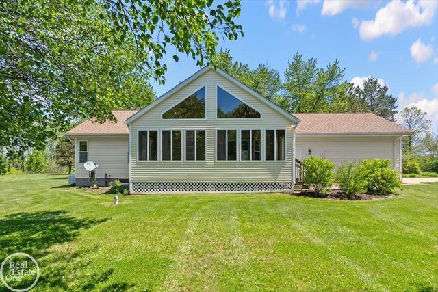 93 Brown City Road, Imlay City, MI 48444