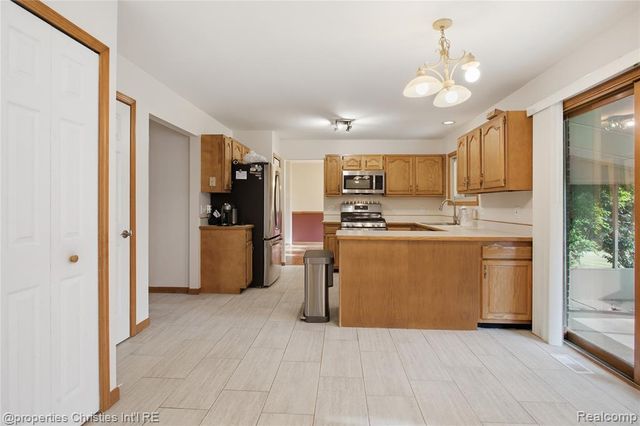 6474 Bedview Drive, Saline, MI 48176