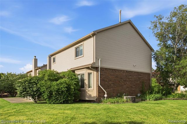 6474 Bedview Drive, Saline, MI 48176