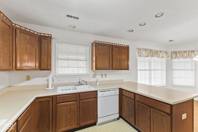 1341 Magnolia Drive, Greenfield, IN 46140