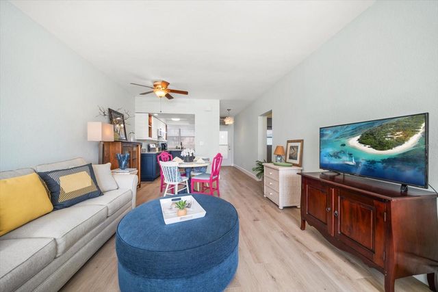 7050 SUNSET WAY 6, St Pete Beach, FL 33706