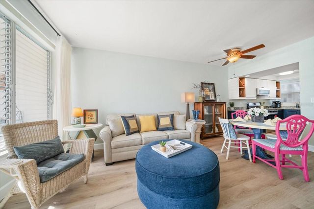 7050 SUNSET WAY 6, St Pete Beach, FL 33706