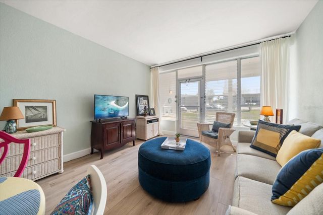 7050 SUNSET WAY 6, St Pete Beach, FL 33706