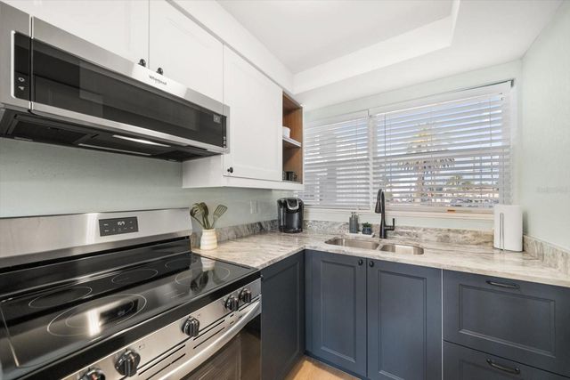 7050 SUNSET WAY 6, St Pete Beach, FL 33706