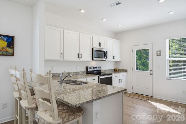 10100 Travis Floyd Lane, Charlotte, NC 28214