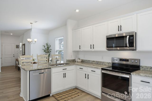 10100 Travis Floyd Lane, Charlotte, NC 28214