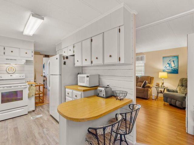 61 E Caribbean, Port St Lucie, FL 34952