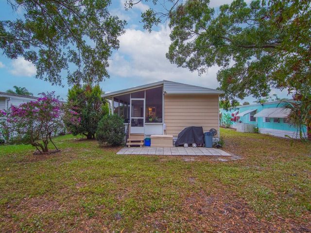 61 E Caribbean, Port St Lucie, FL 34952