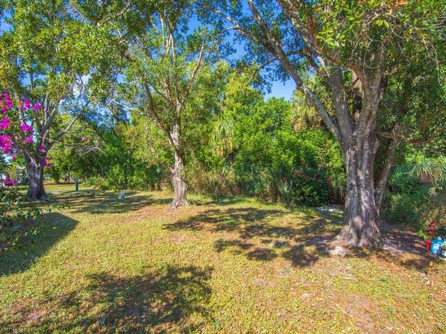 61 E Caribbean, Port St Lucie, FL 34952