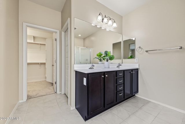 2722 E CHERRY HILL Drive, Gilbert, AZ 85298