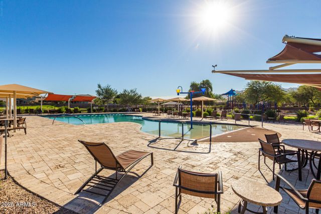 2722 E CHERRY HILL Drive, Gilbert, AZ 85298