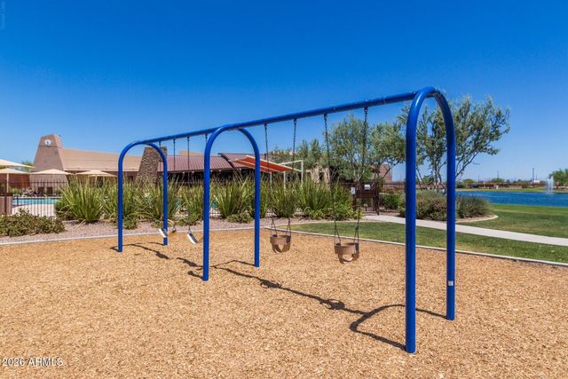 2722 E CHERRY HILL Drive, Gilbert, AZ 85298