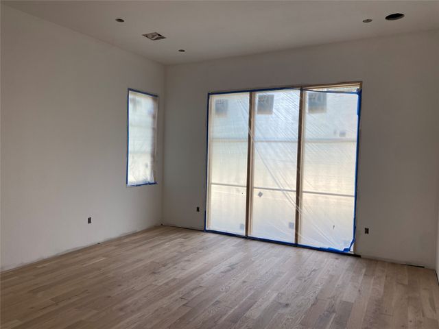 4117 Creekdale Drive, Dallas, TX 75229