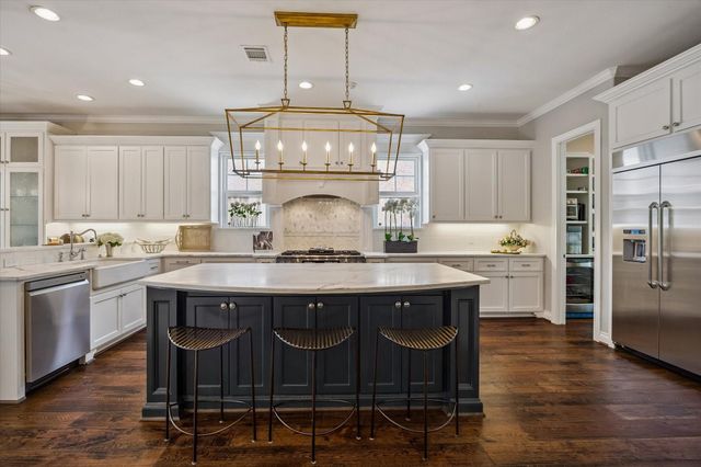 7215 Blandford Lane, Houston, TX 77055