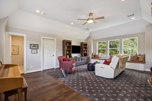 7215 Blandford Lane, Houston, TX 77055