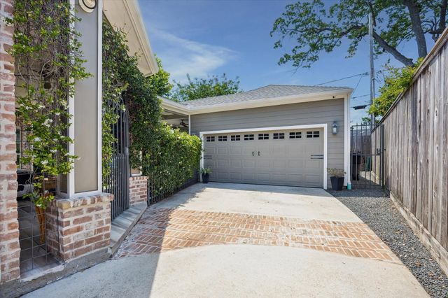 7215 Blandford Lane, Houston, TX 77055