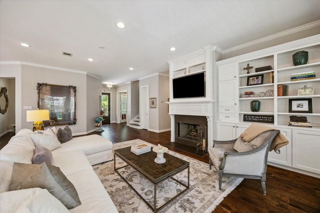 7215 Blandford Lane, Houston, TX 77055