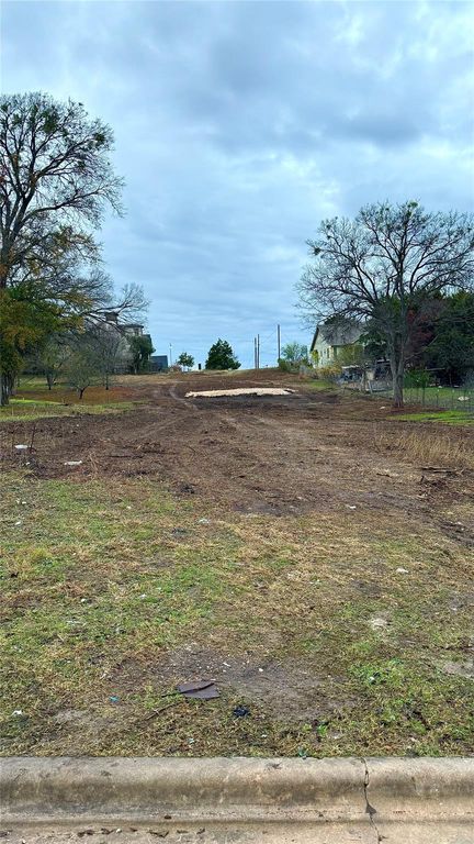 2404 Thrasher LN, Austin, TX 78741