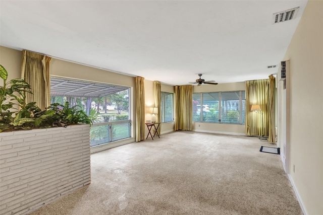 1892 NE 33rd Street, Oakland Park, FL 33306